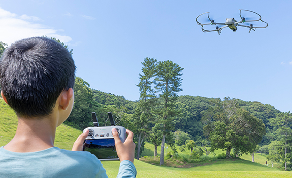 ドローン